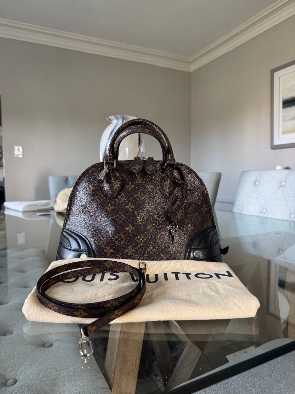 Louis Vuitton MONOGRAM CANVAS Alma Shiny Black w/Strap